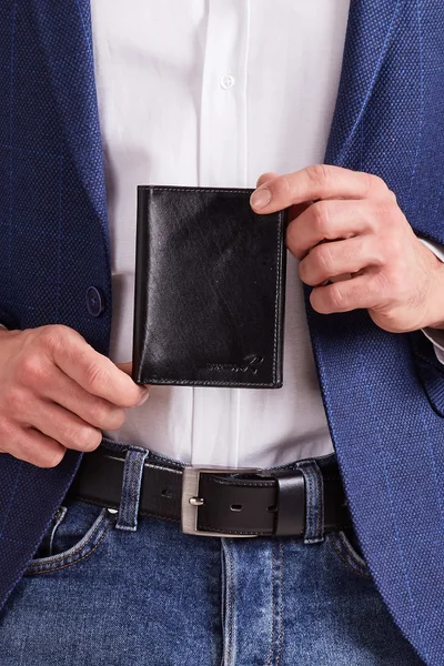 Kožená vertikální peněženka pro muže FPrice