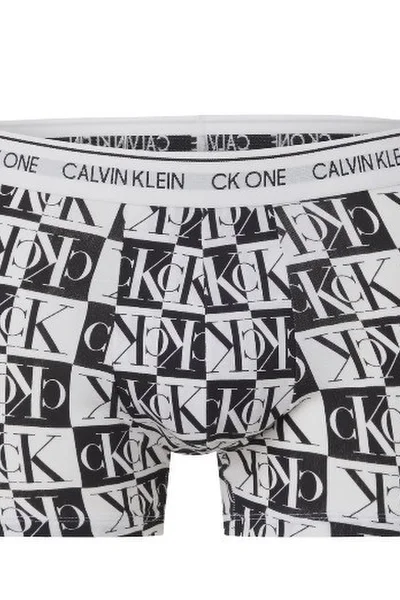 Pánské boxerky UQ695 5UW černábílá - Calvin Klein