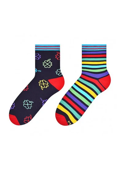 Dámské barevné nepárové ponožky More 078