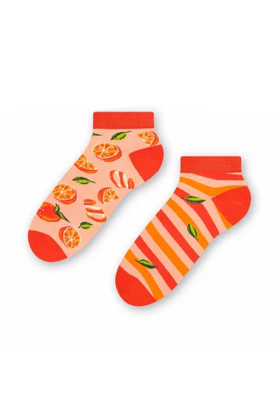 Asymetrické dámské vzorované ponožky More 034