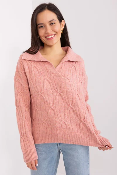 Světle růžový dámský pulovr s límečkem AT