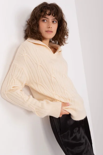 Krémový dámský svetr s límečkem AT