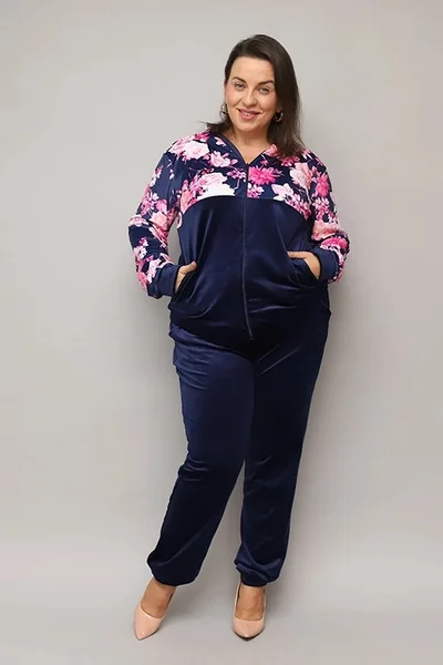 Plus size dámská velurová teplákovka Moon