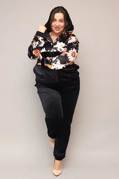 Plus size dámská velurová souprava Moon