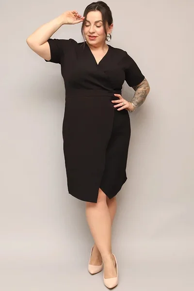 Plus size elegantní dámské černé šaty Moon