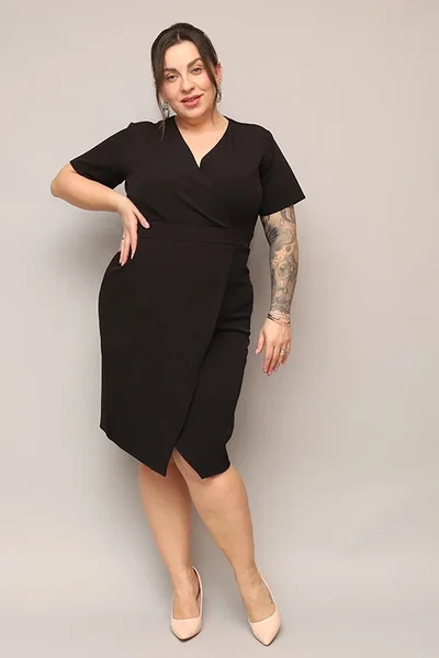 Plus size elegantní dámské černé šaty Moon