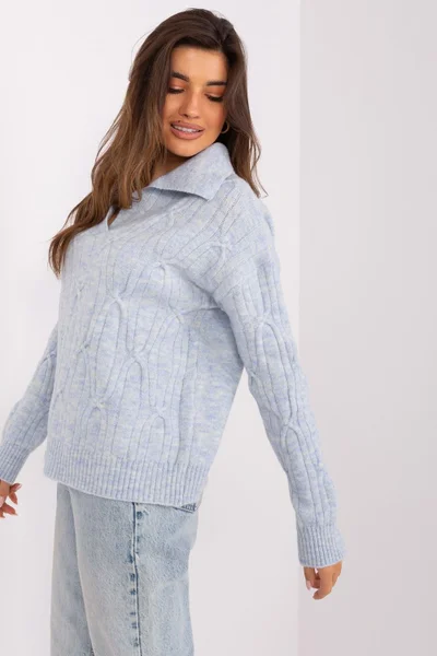 Světle modrý dámský pulovr s límečkem AT