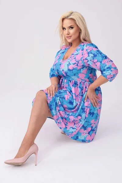 Růžovo-modré dámské vzorované šaty s 3/4 rukávy Moon plus size