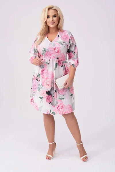 Světle růžové dámské květované šaty plus size Moon