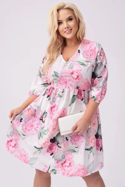 Světle růžové dámské květované šaty plus size Moon