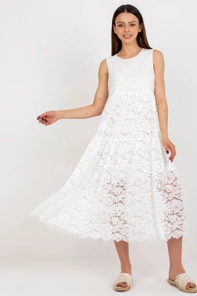 Bílé krajkové dámské midi šaty FPrice