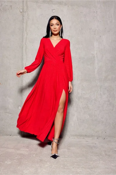Sexy červené dlouhé šaty s rozparkem Roco Fashion