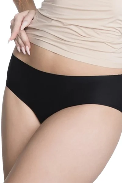 Pohodlné flexibilní černé dámské kalhotky Julimex