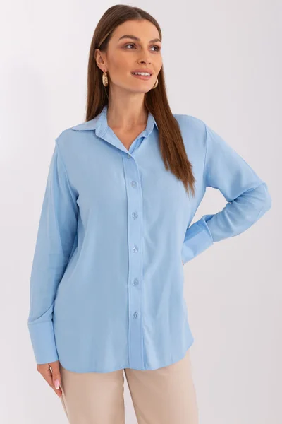Světle modrá dámská propínací košile s límečkem Lakerta
