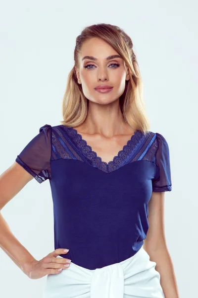 Elegantní dámské modré tričko s krajkovými zády Eldar