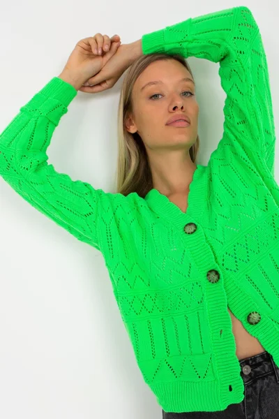 Dámský zelený prolamovaný svetr s knoflíky Rue Paris