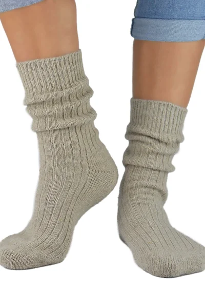 Béžové dámské žebrované ponožky s vlnou Noviti