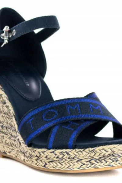 Módní vysoké dámské sandály na platformě Tommy Hilfiger