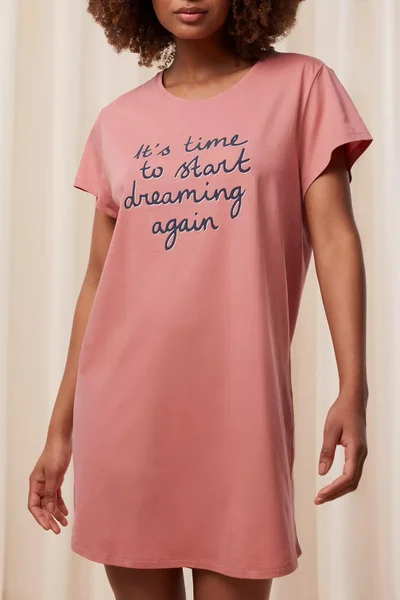 Lososová dámská noční košile s nápisem Triumph