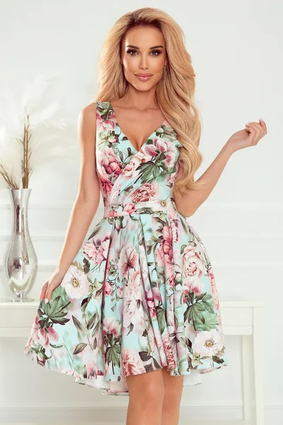 Letní vypasované šaty s rozšířenou sukní s květinovým vzorem Numoco