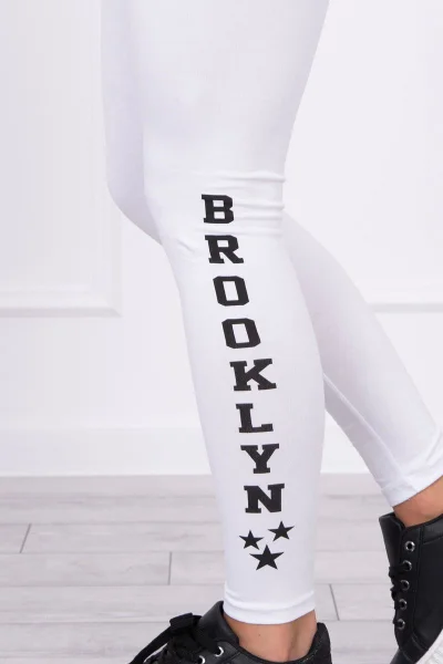 Dámské bílé legíny Brooklyn Kesi s nápisy