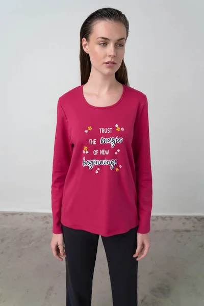 Vamp - Pohodlné dámské pyžamo HO598 - Vamp red cerise