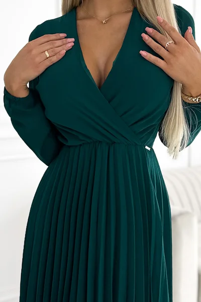 Elegantní zelené dámské šaty s plisovanou sukní Numoco