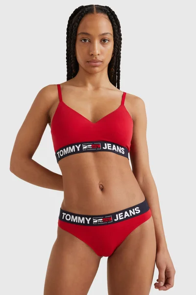 Módní červené dámské string kalhotky Tommy Hilfiger