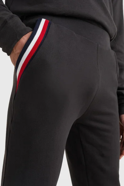 Pohodlné pánské teplákové kalhoty Tommy Hilfiger úzký střih