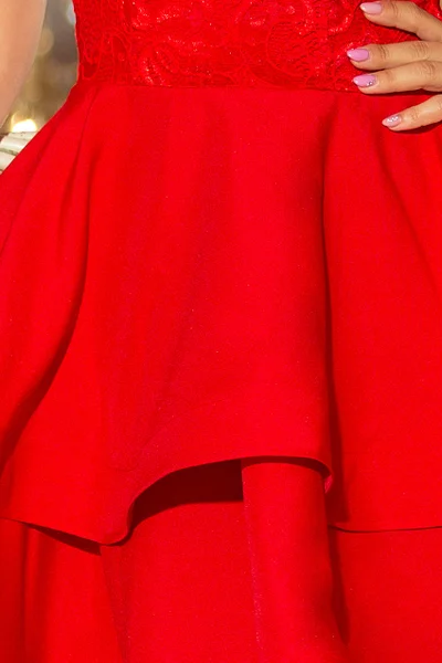 Červené dámské dvojitě rozšířené šaty s krajkou Numoco 205-1