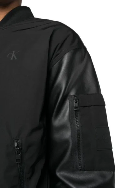 Stylový pánský bomber z recyklované kůže Calvin Klein