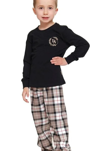 Pohodlné chlapecké pyžamo s černým tričkem dn-nightwear