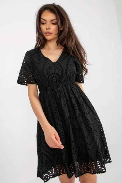 Černé bavlněné dámské šaty se zúženým pasem Och Bella