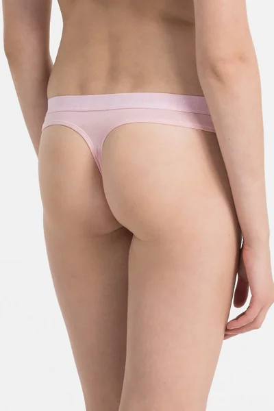 Dámská tanga Calvin Klein QD3636E