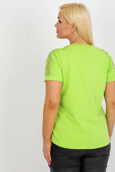 Neonově zelené dámské tričko s krajkou na rukávech FPrice