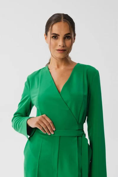 Elegantní zelený dámský V-neck overal STYLOVE