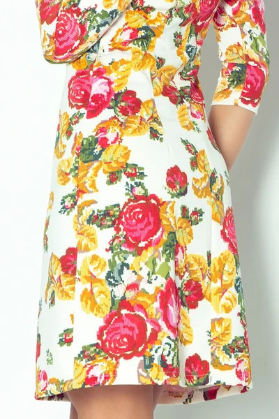 Dámské společenské dámské šaty BLOSSOM s květovaným motivem krátké květované - Květovaná L
