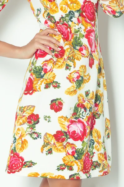 Dámské společenské dámské šaty BLOSSOM s květovaným motivem krátké květované - Květovaná L