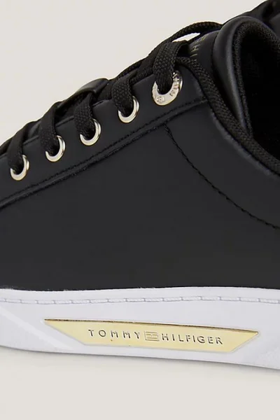 Módní dámské černé tenisky s bílou podrážkou Tommy Hilfiger