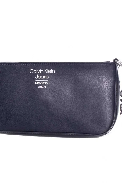 Černá Kabelka Calvin Klein Jeans SCULPTED SHOULDER