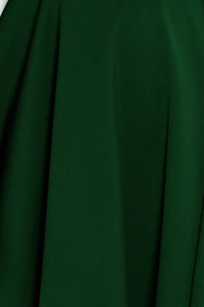 Zelené rozšířené šaty s výstřihem ve tvaru srdce Numoco 114-10