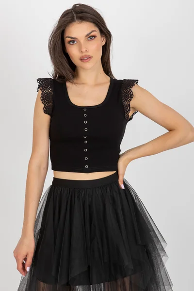 Černý crop top s volánkovými rukávy FPrice