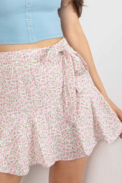 Dámská mini sukně v áčkovém střihu FPrice
