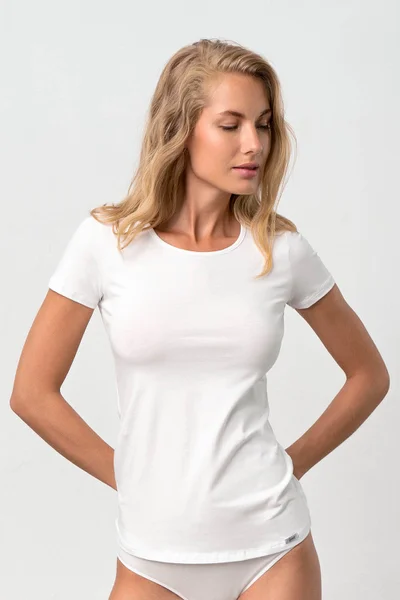 Klasické dámské bavlněné tričko s krátkým rukávem Vamp