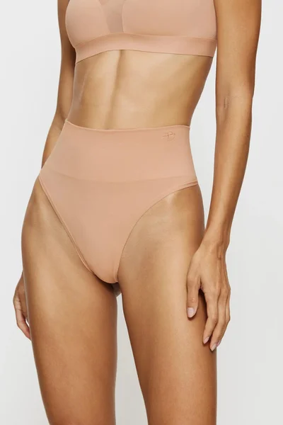 Dámská tanga Soft Sculpt Brown - Triumph