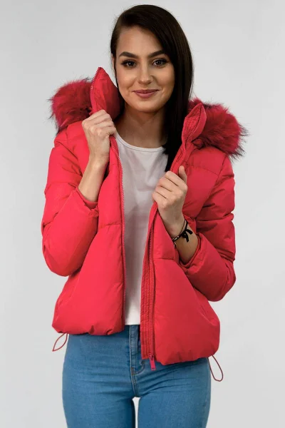 Dámská prošívaná červená bunda s kapucí