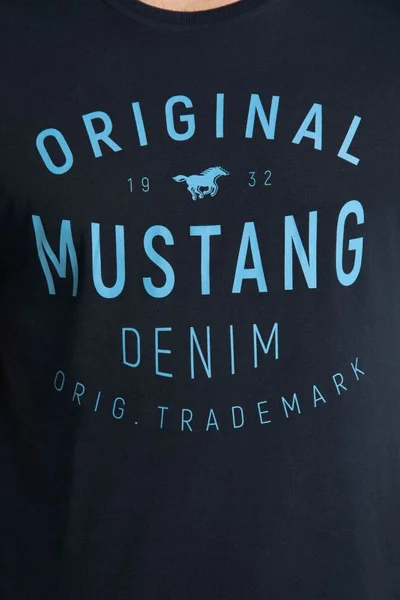 Tmavě modré pánské tričko s nápisem Mustang