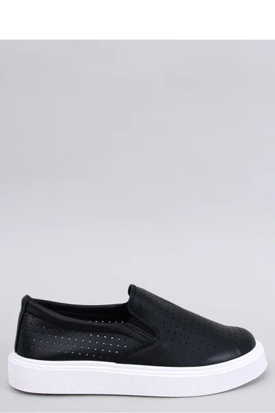 Černé dámské nazouvací slip-on boty Inello