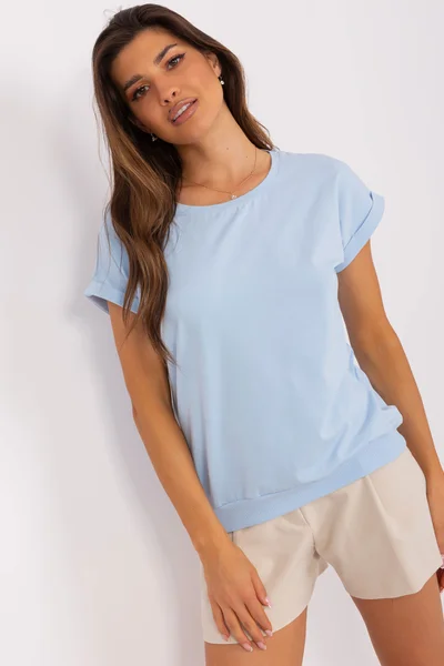 Bledě modré dámské tričko se srdíčkem FPrice