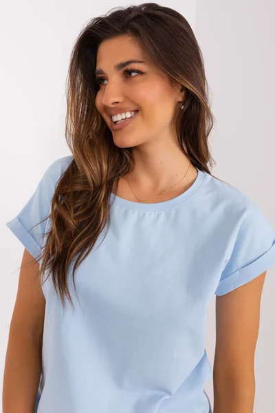 Bledě modré dámské tričko se srdíčkem FPrice